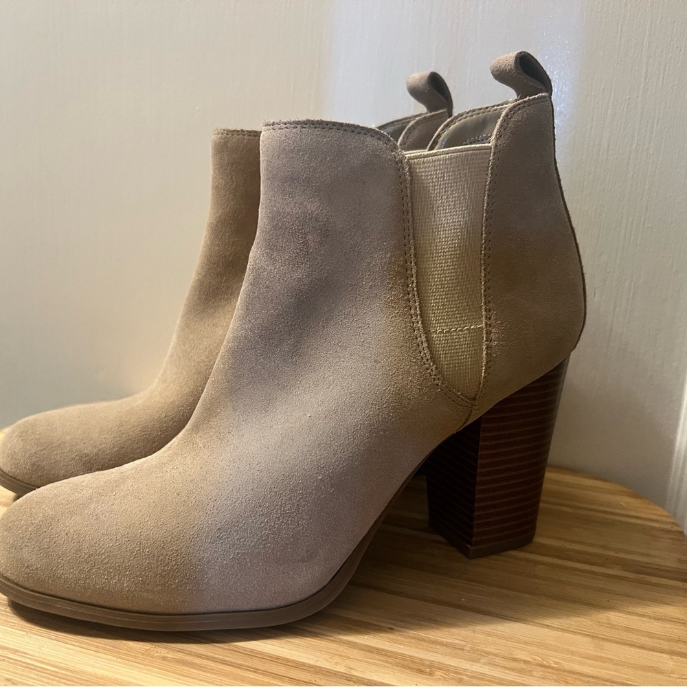 Women's Tan Suede Ankle Boots